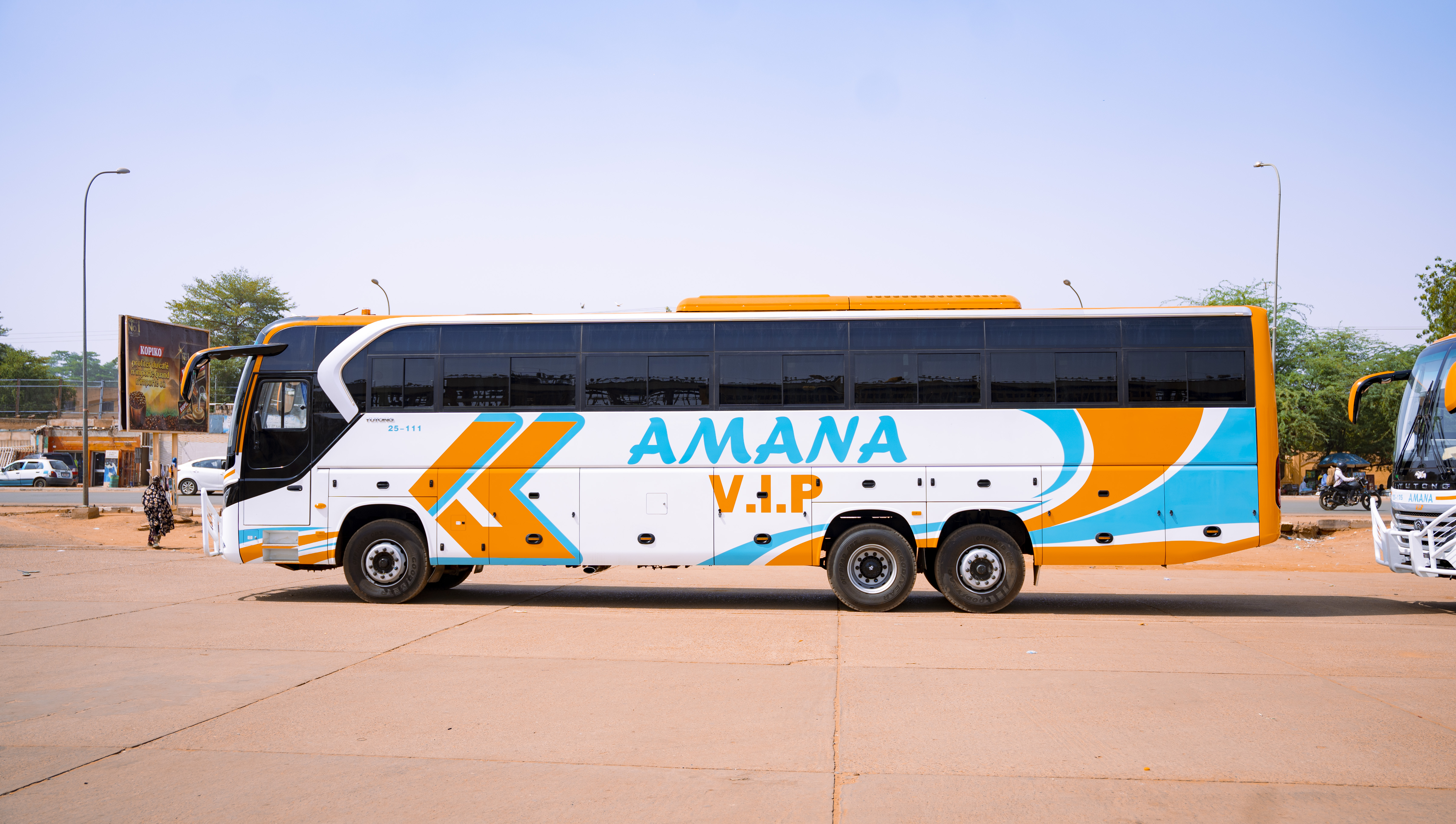 Véhicule VIP AMANA 1